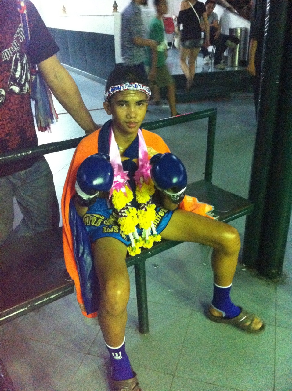 Young Parnpetch won via knockout in Round 3 in Bangla Stadium.  