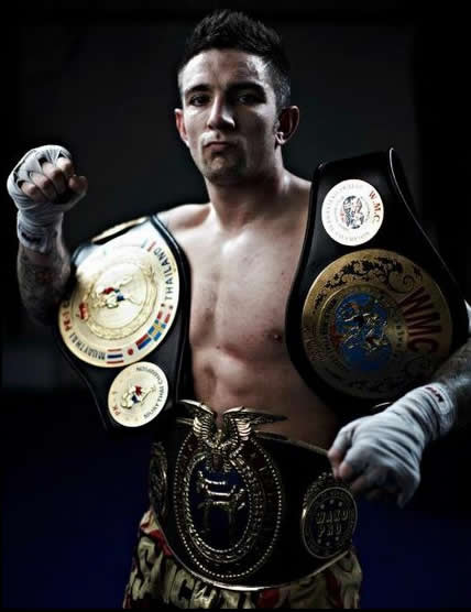 2001 S.I.M.T.A. Muaythai super featherweight champion